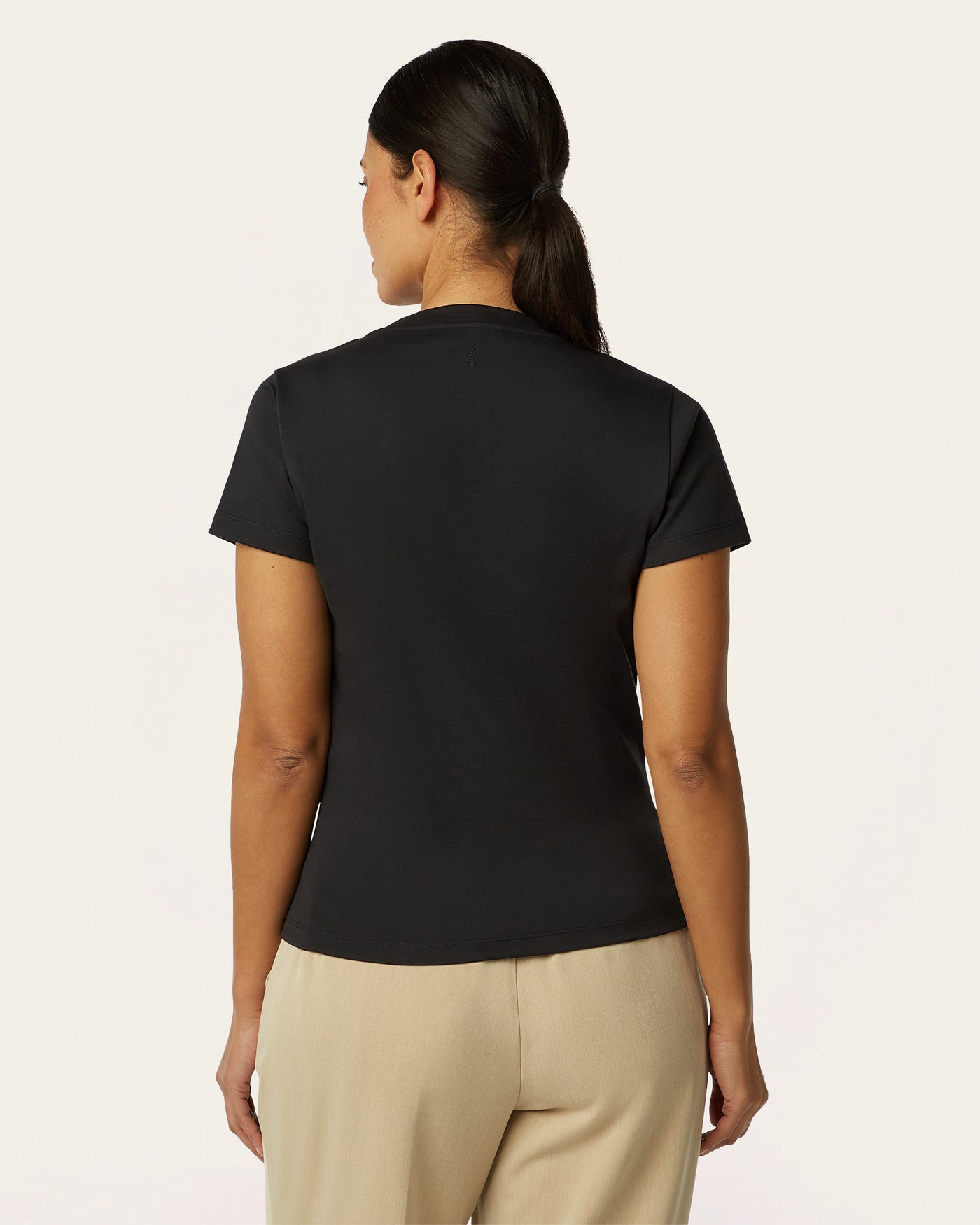 V-neck Slim T-shirt - Black