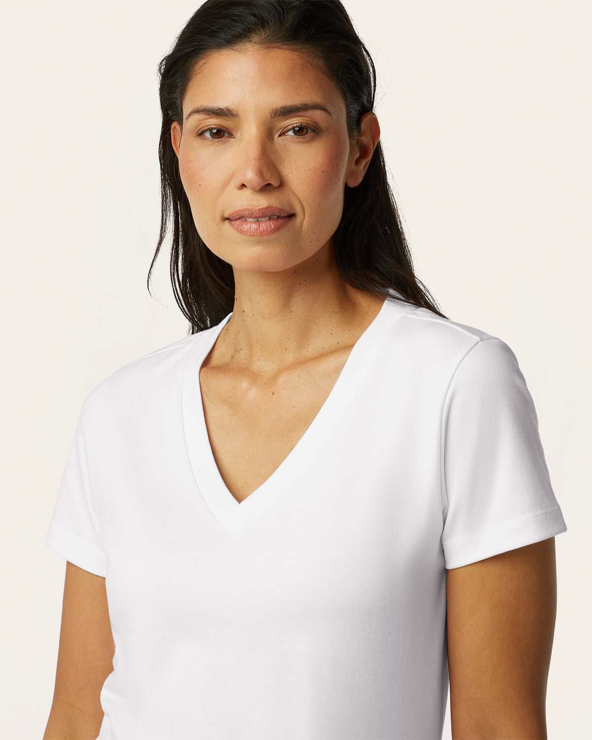Interlock V-neck Slim T-shirt - White